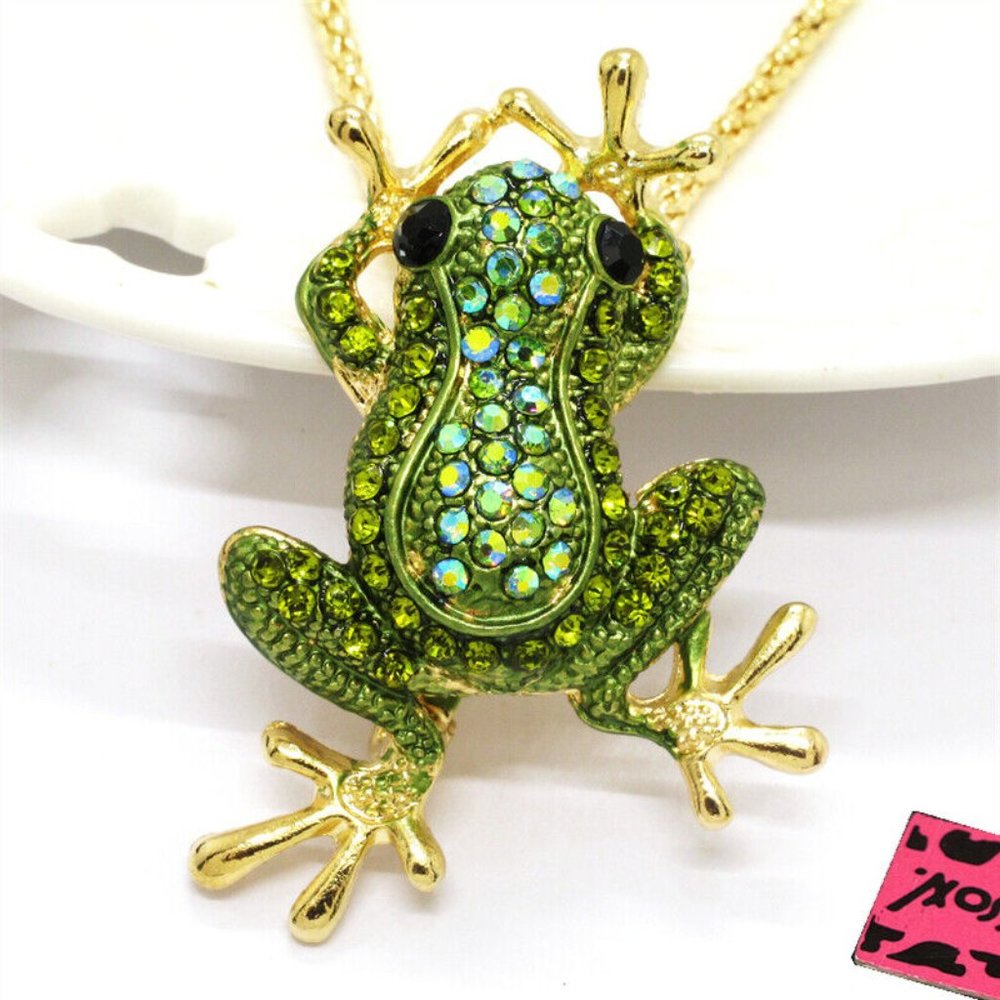 NEW Betsey Johnson Green Tree Frog Necklace Pendant Chain
